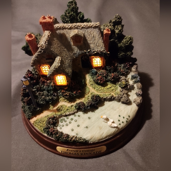 Vintage Thomas Kinkade Memories of Home Collection EVERETT'S COTTAGE  lights up - Picture 3 of 8